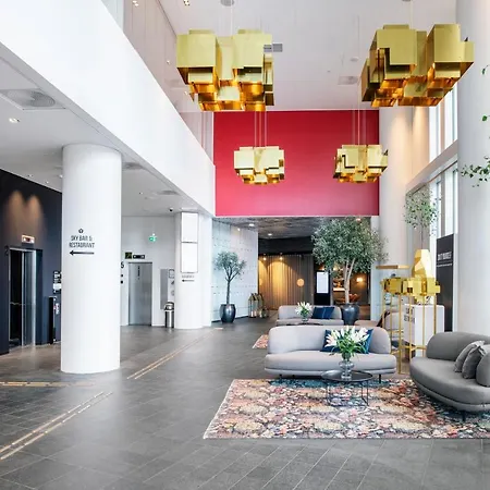 Clarion Live Hotel