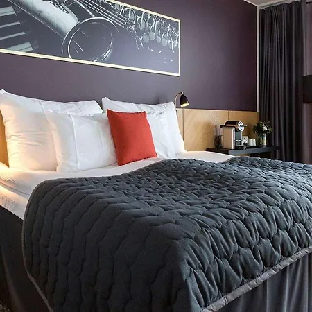 Hotel Clarion Live 4*